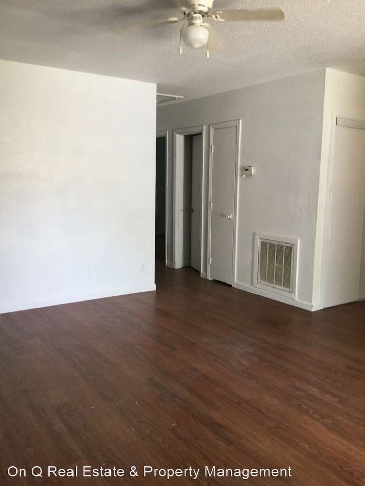 7323 Center Dr - Photo 3 of 11