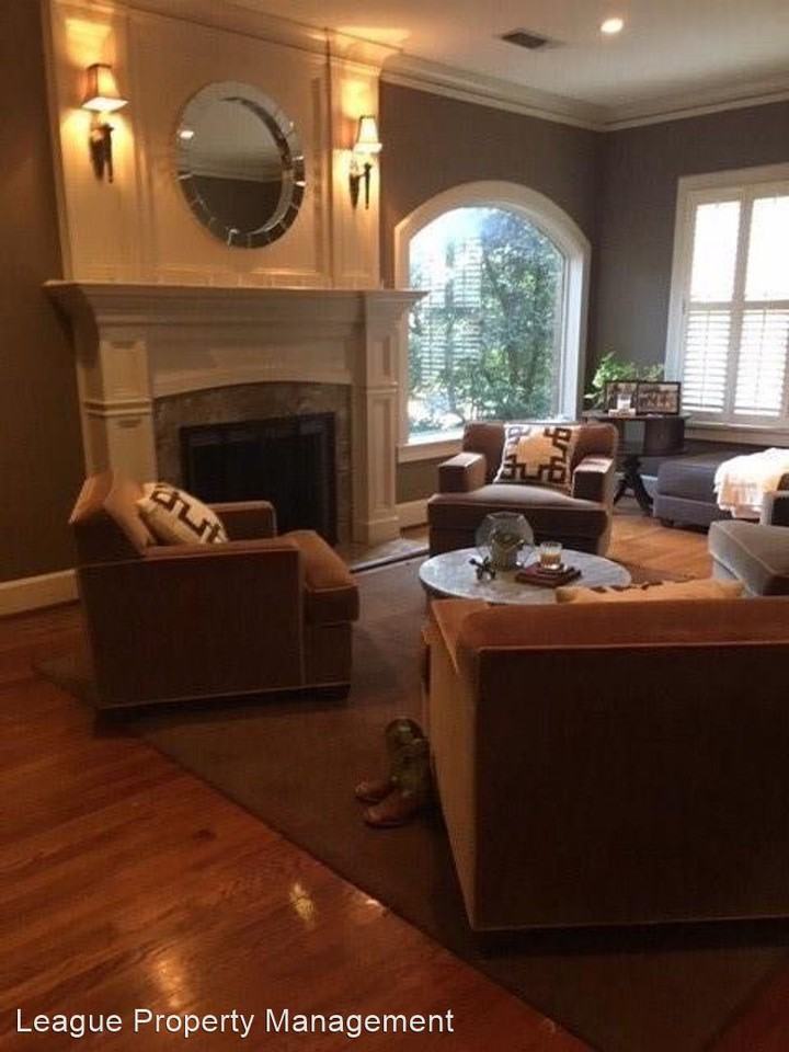 2220 Wilshire Blvd - Photo 3 of 16