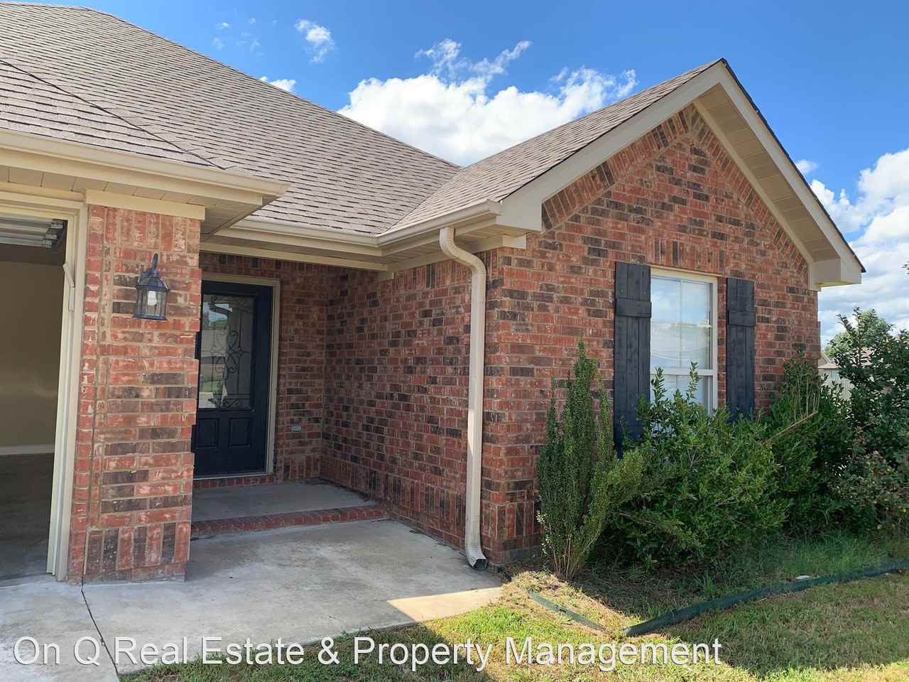 1124 Gregory Ct - Photo 3 of 22