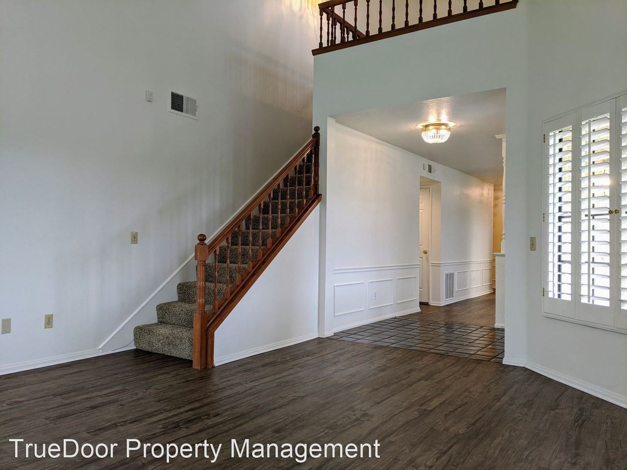 28261 Las Casas - Photo 2 of 17