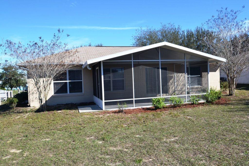 11701 Crescent Pines Blvd - Photo 2 of 7