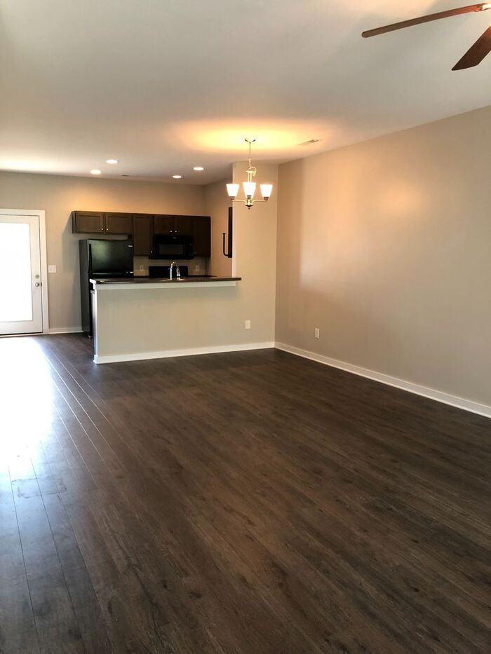 3725 Lausanne Dr - Photo 2 of 8