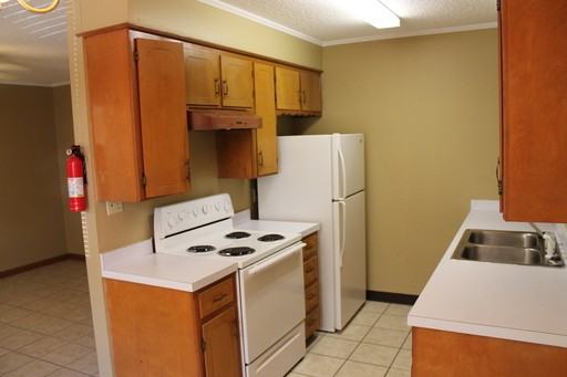 77 W 7th St - Photo 2 of 11