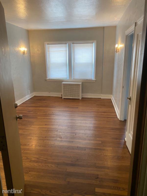 5401 Penn Ave - Photo 3 of 13
