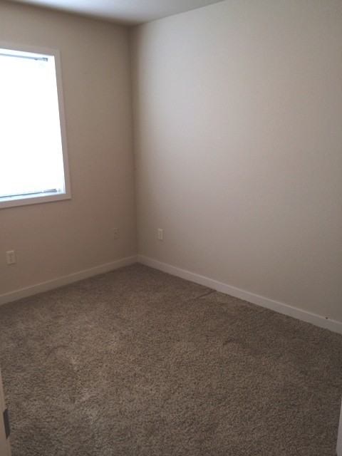 13421 97th Avenue East #101 - Photo 4 of 6