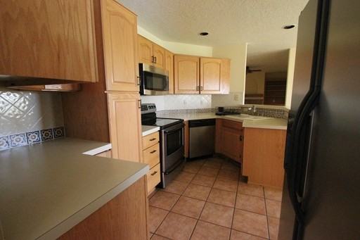 10312 Dunbar St NW - Photo 2 of 8