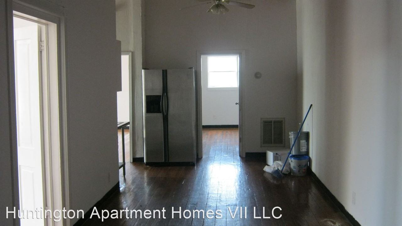 207-208 Adamson Square - Photo 3 of 4