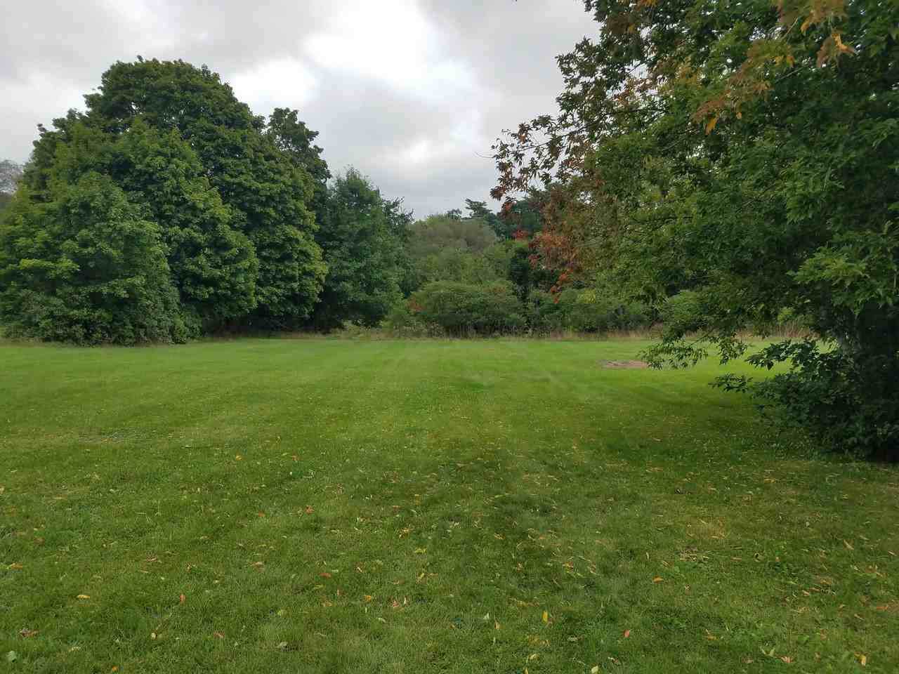 98 Main St - Photo 2 of 9