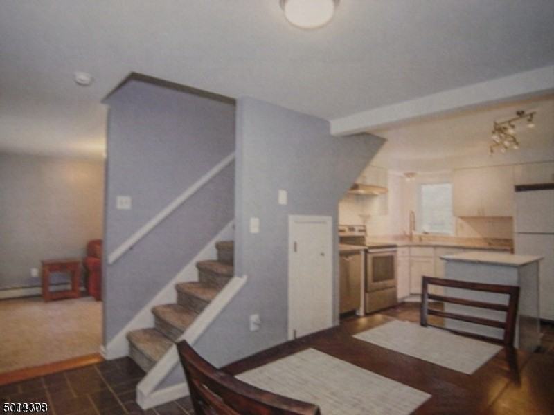 23 1/2 W Main St Unit B - Photo 2 of 8