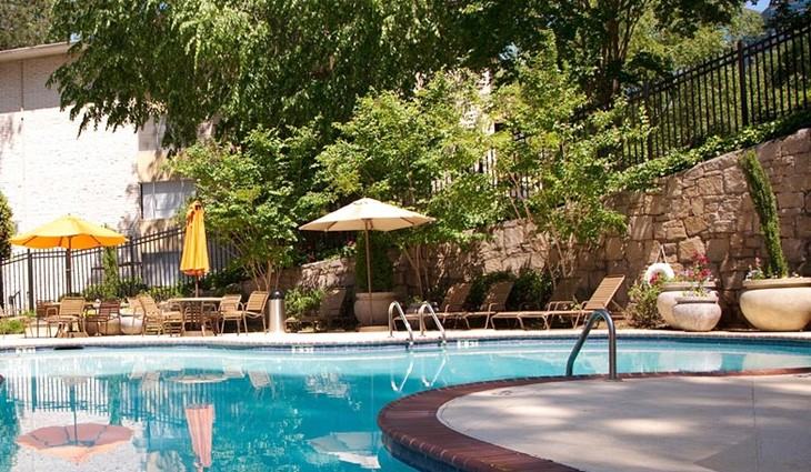 Metropolitan at Buckhead Apartment Homes - Photo 2 of 28