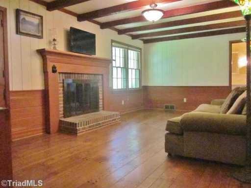 2966 Ormond Dr - Photo 3 of 15