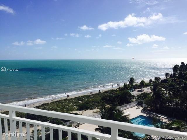 613 Ocean Dr - Photo 2 of 14