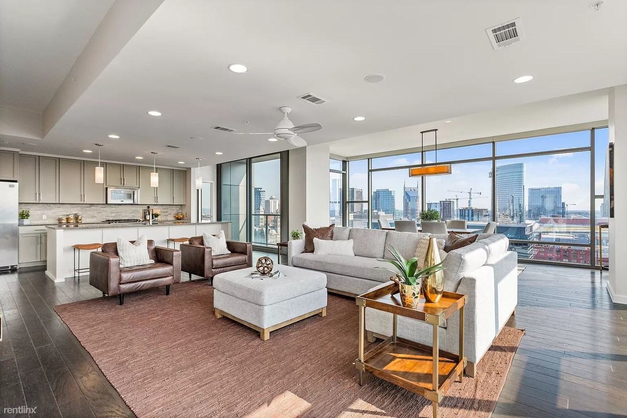 1212 Laurel St #1401