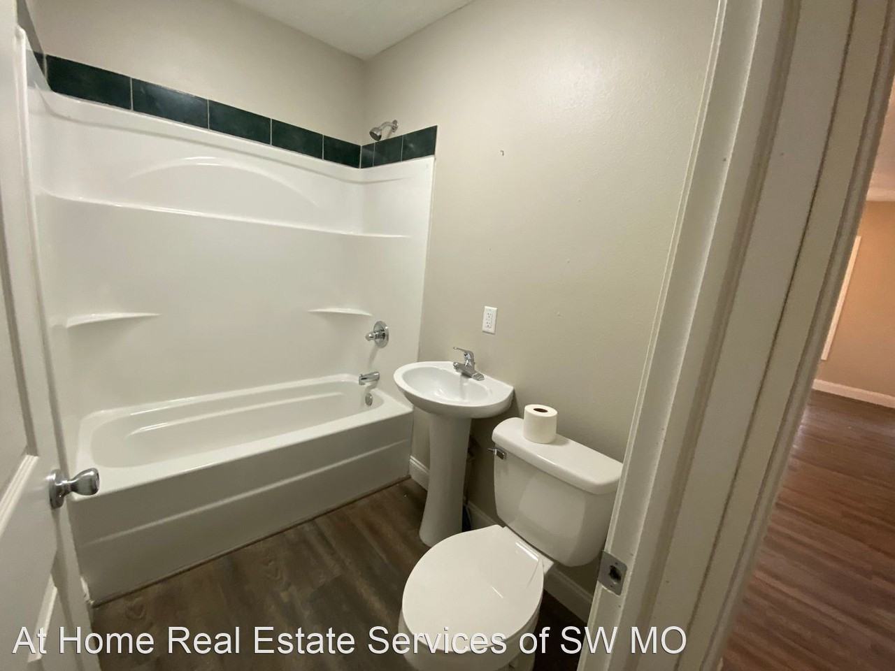 2000 W College - Photo 3 of 7