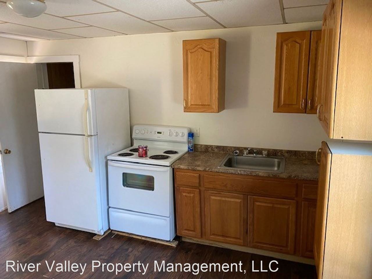6-10 Laurel St. - Photo 2 of 14