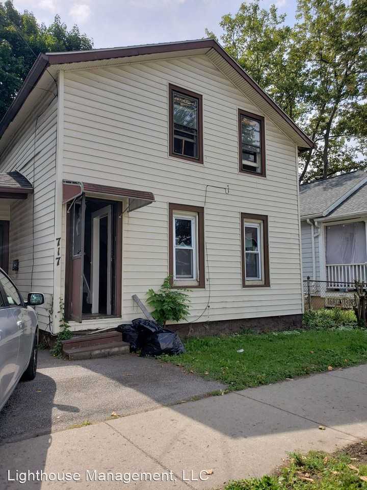 717 Jay St, Rochester, NY 14611 2 Bedroom House for Rent ...