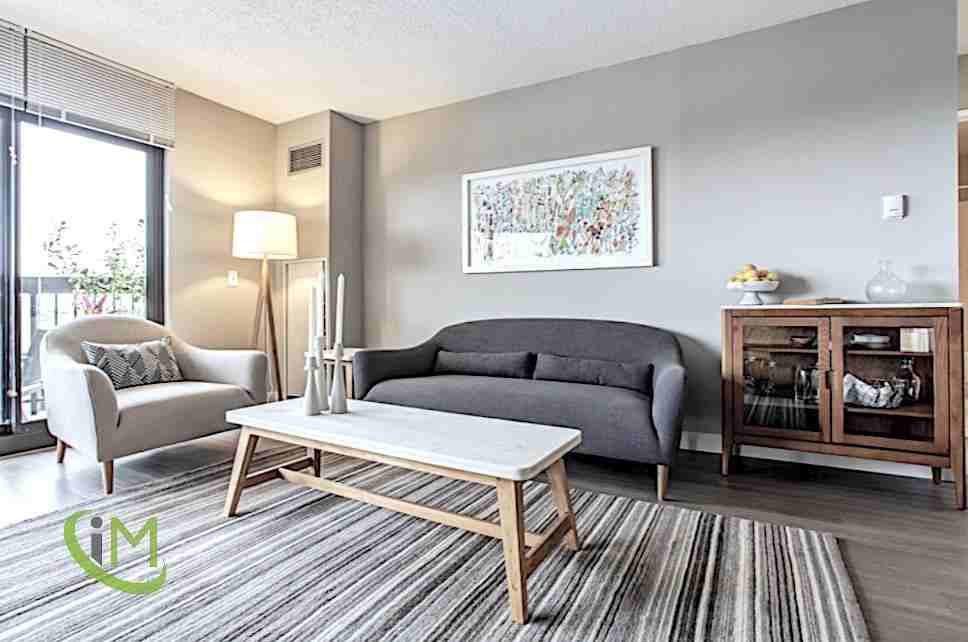 N Clark St #1201 - Photo 3 of 10