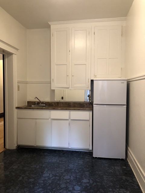 3567 Rue Durocher #21 - Photo 2 of 13