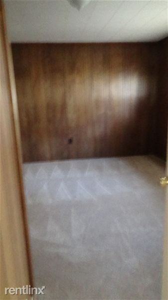 1931 John St - Photo 2 of 11