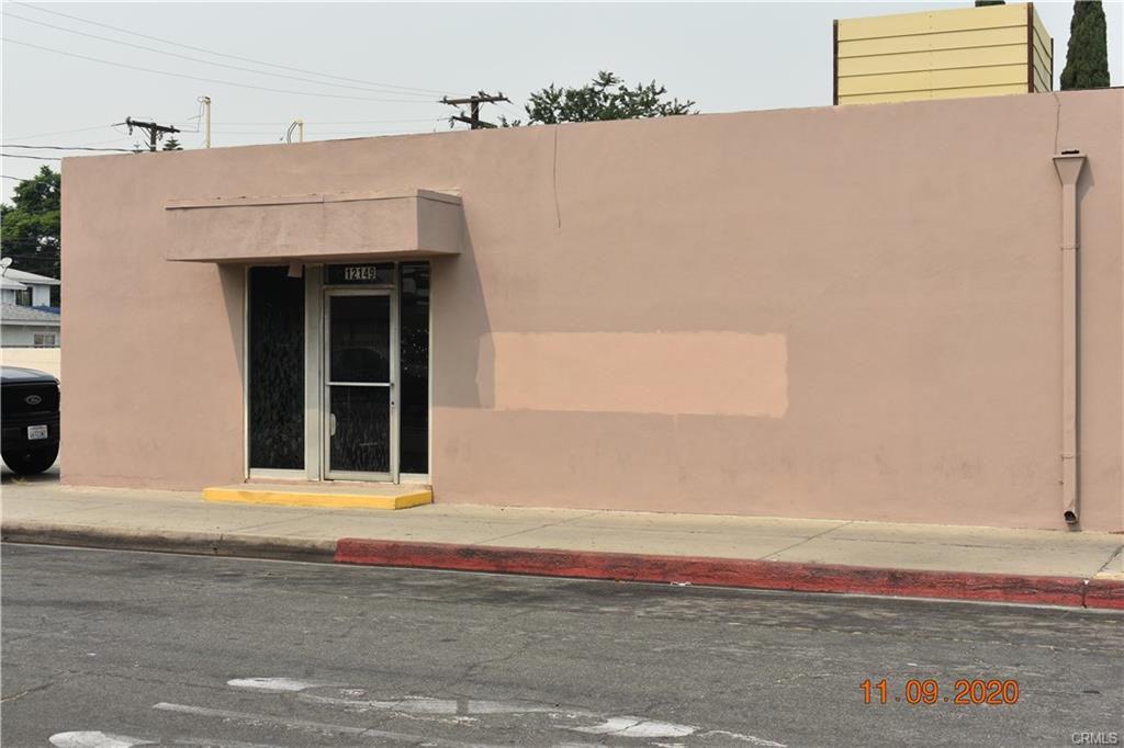 12149 216th St - Photo 2 of 7