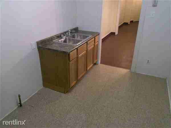 6831 S Prairie - Photo 2 of 9