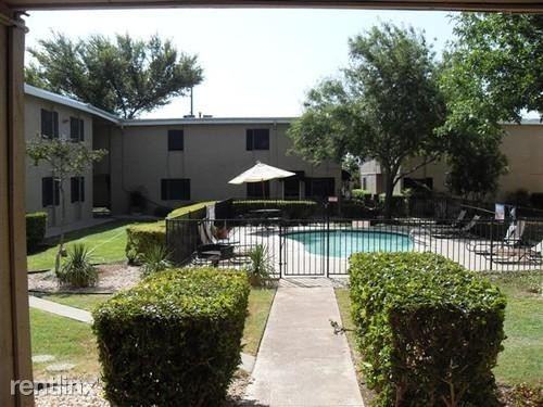 5466 N Lamar Blvd #D11 - Photo 2 of 2