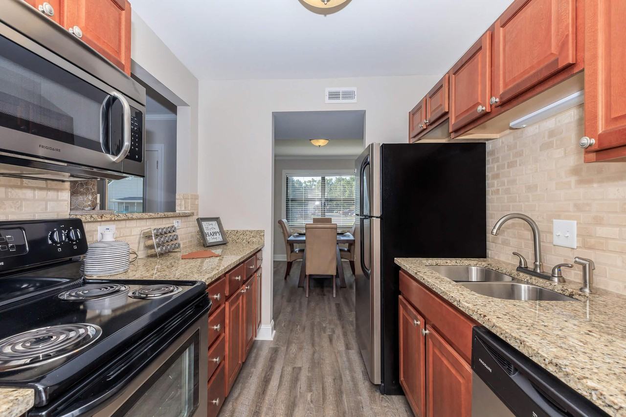 Sawgrass Apartments 35 Crosscreek Dr