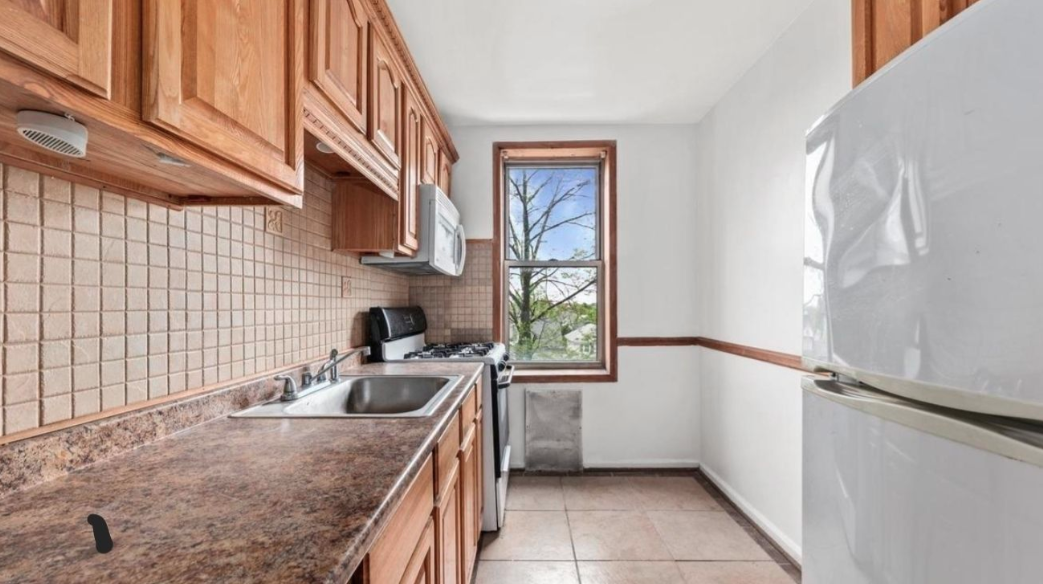 2525 Nostrand Ave #7L