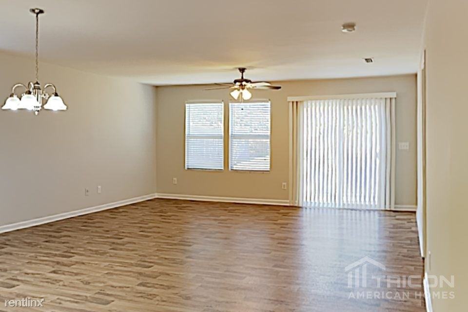12846 Connemara Ct - Photo 2 of 21