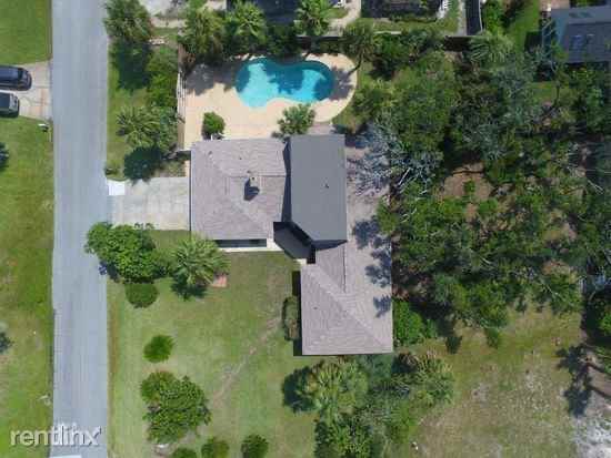 102 Buccaneer Dr - Photo 2 of 31
