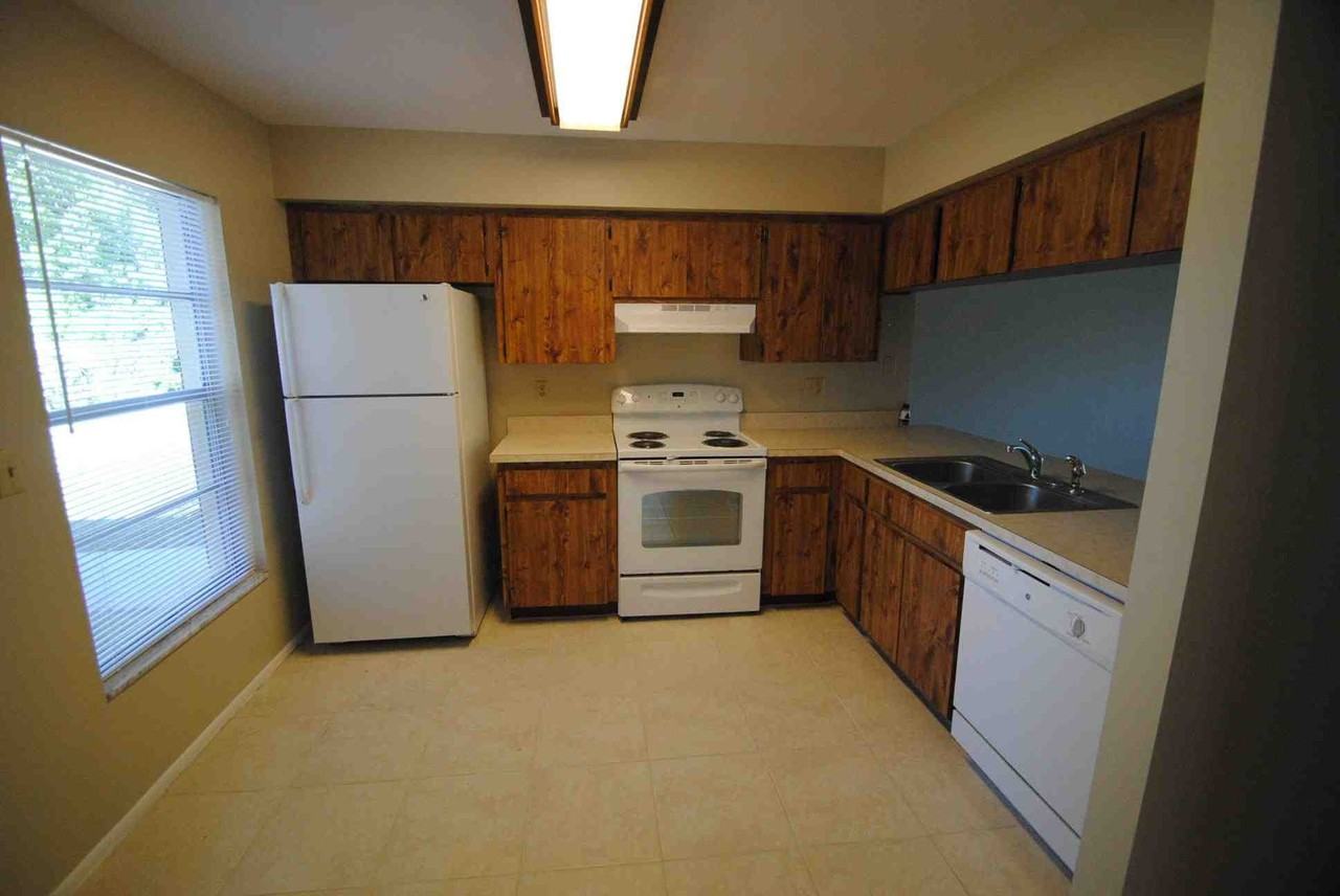 4923 Headland Hills Ave - Photo 2 of 3