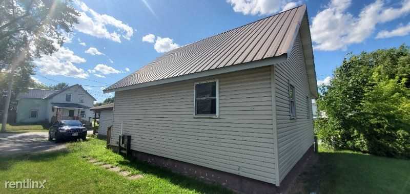 500 500 Grant St B - Photo 2 of 13