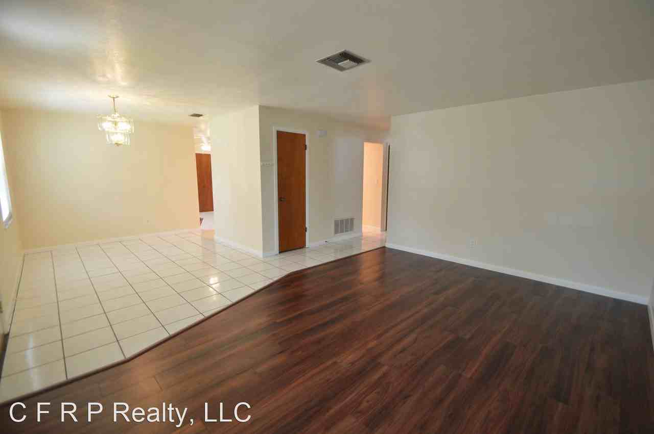 3655 Dellefield St - Photo 2 of 18