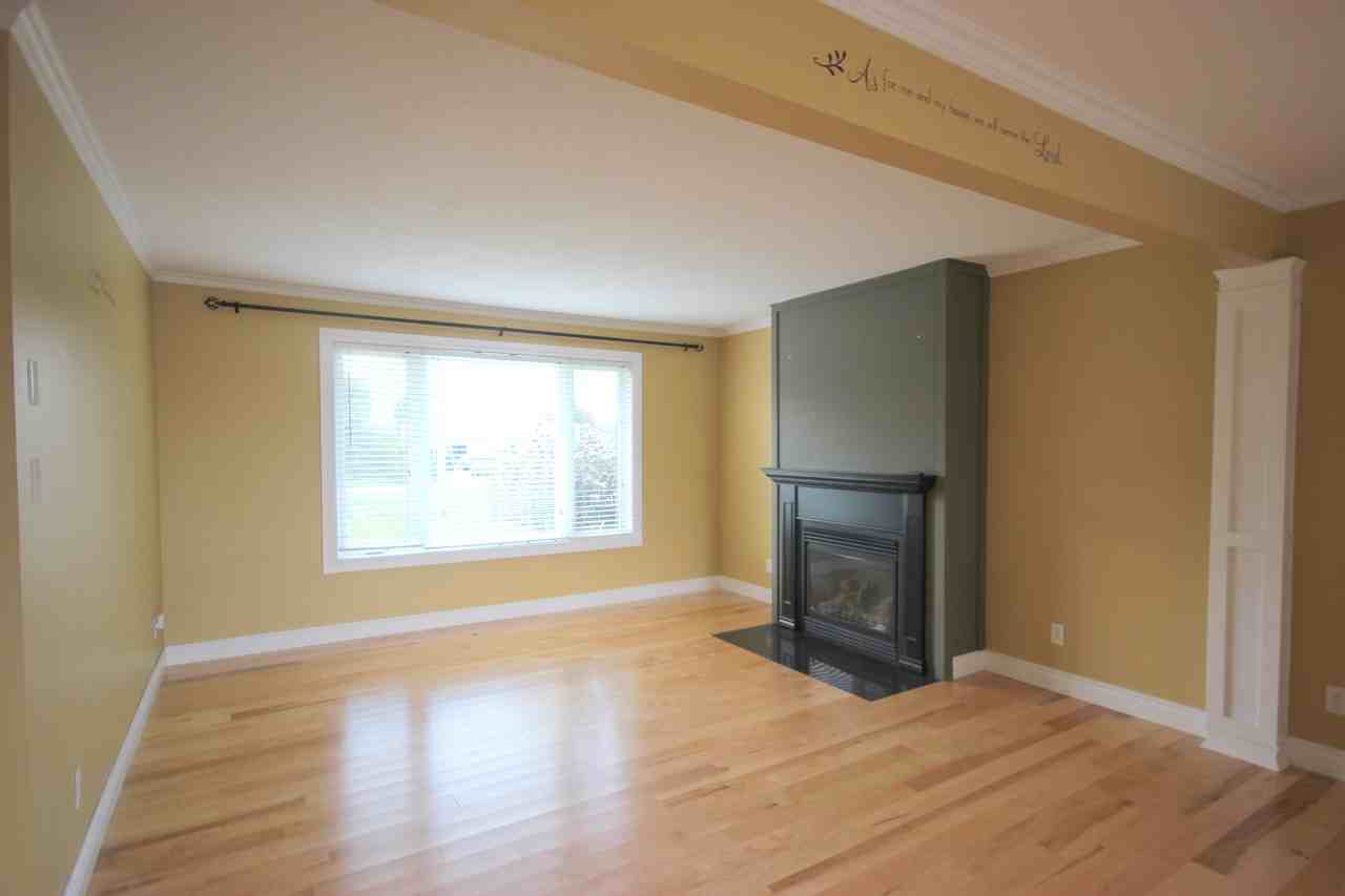 3753 Drouin Rd Unit 1 - Photo 3 of 12