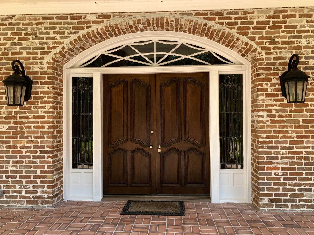 331 Hunters Trail St - Photo 3 of 48