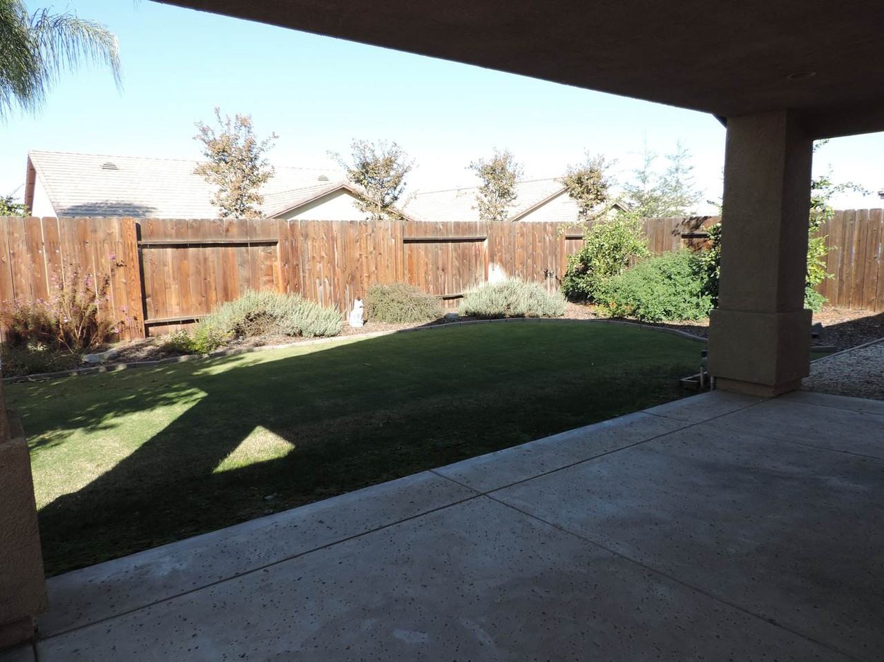 13112 Boyd Lake Dr - Photo 3 of 16