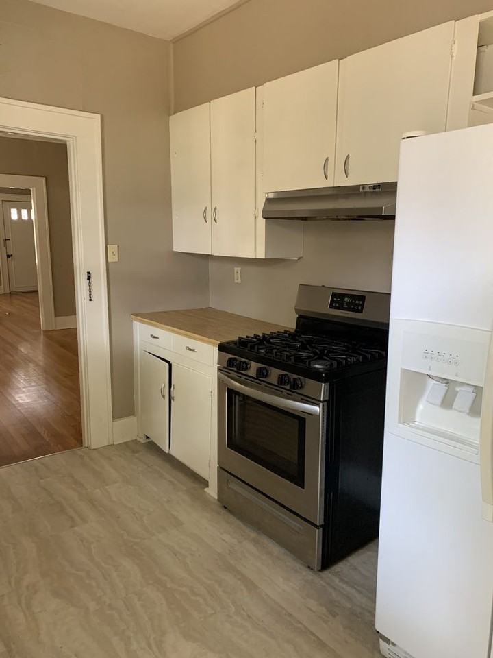4905 Kavanaugh Blvd - Photo 2 of 12