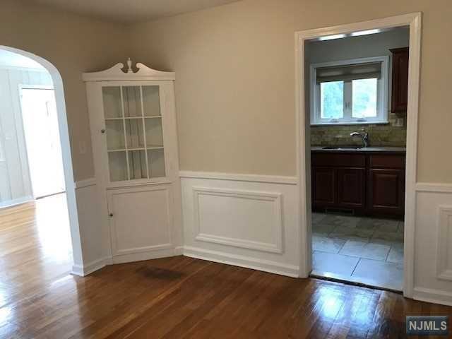 114 Bogota Gdns - Photo 3 of 9