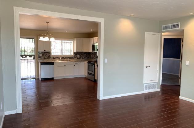 2942 West Camino Oro Blanco - Photo 3 of 4