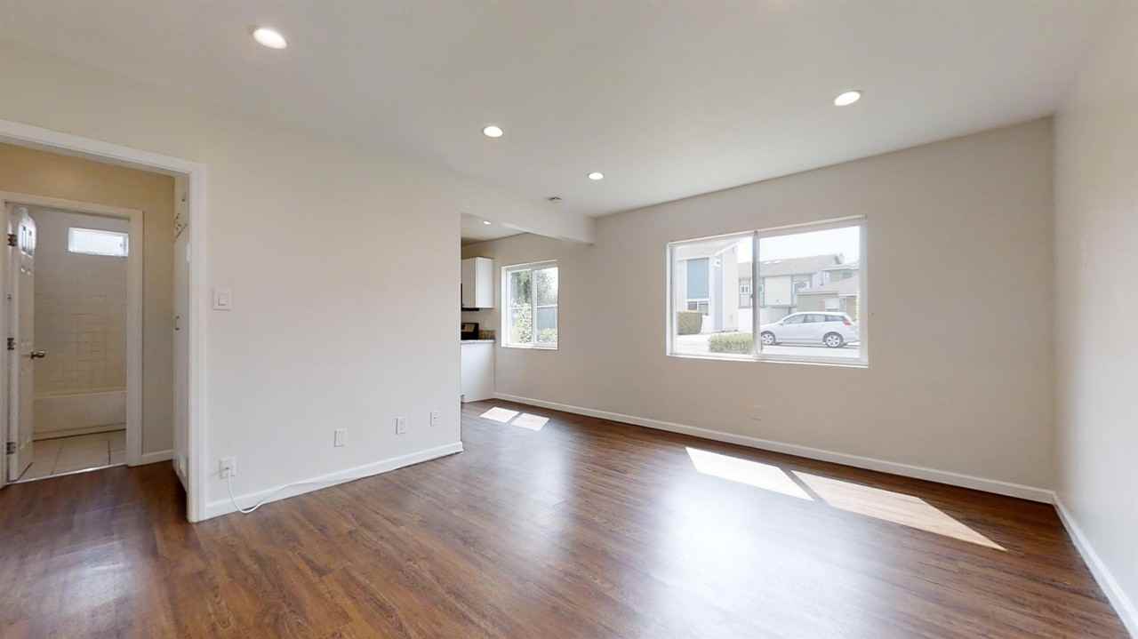 2619 Gates Ave - Photo 7 of 16