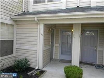 760 Steeplechase Ct - Photo 2 of 7