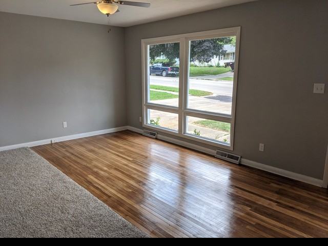 121 N Park Blvd - Photo 3 of 22