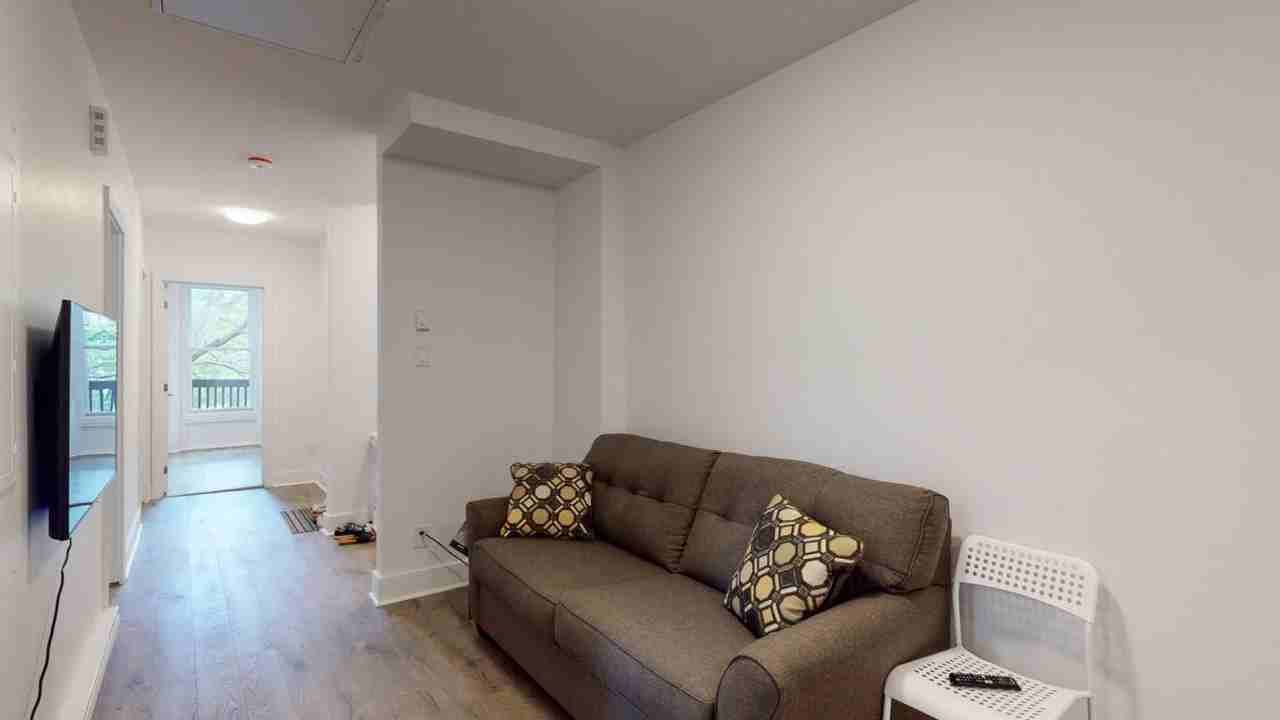 83 Daly Avenue - Photo 3 of 40