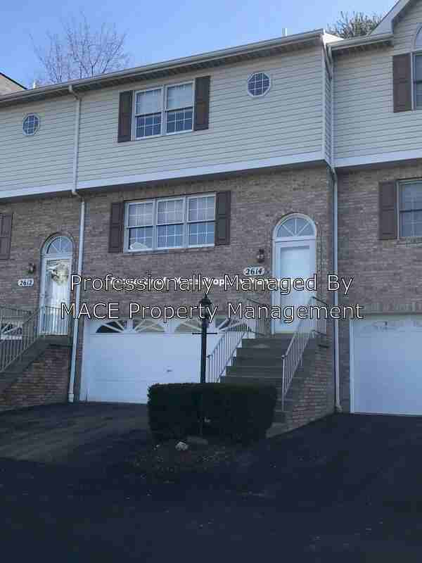 2614 Birchwood Ln - Photo 2 of 21