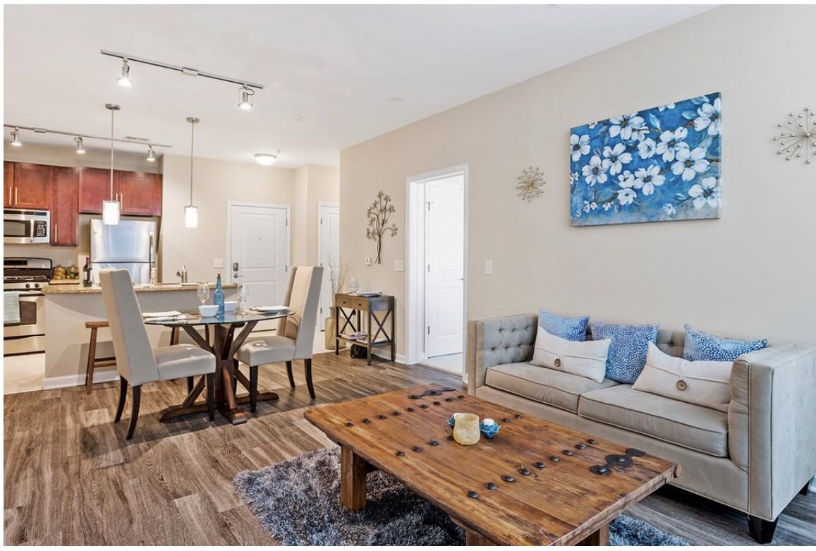 1435 S Main Chapel Way - Photo 3 of 3