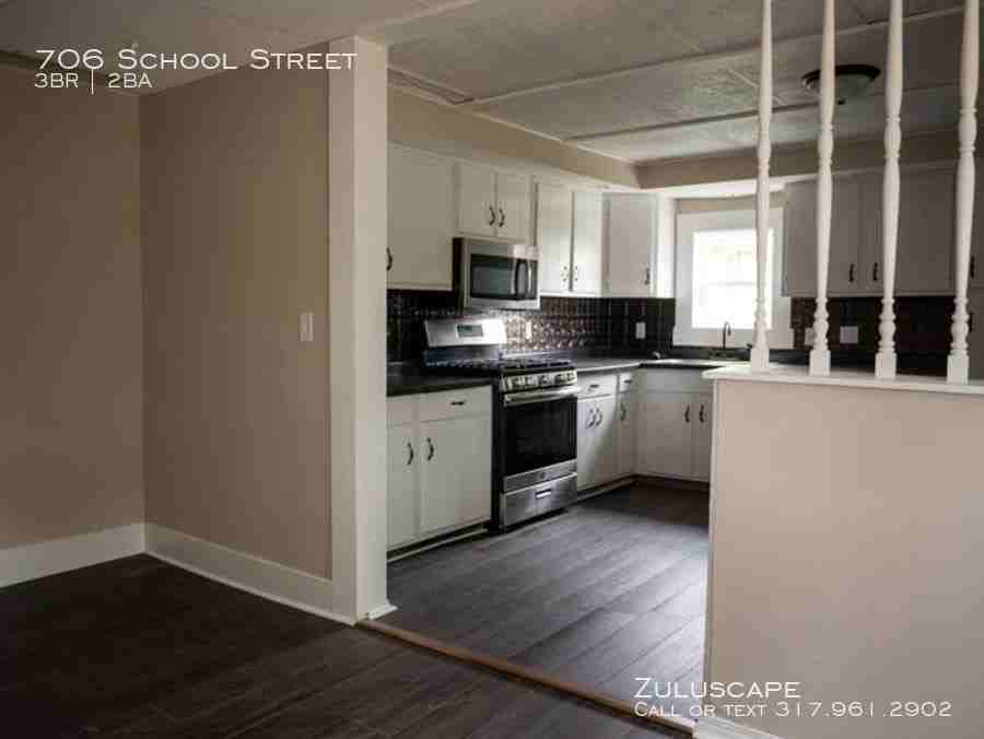 706 School St - Photo 3 of 20