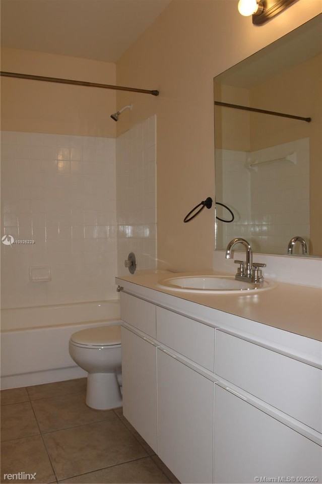 12752 Sw 250th Ter - Photo 3 of 7