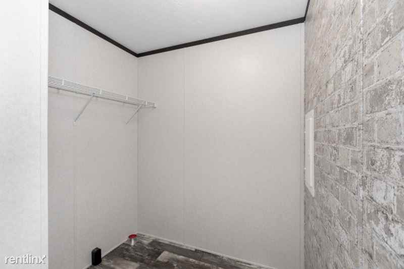320 320 Hidden Pine Rd 320 - Photo 3 of 7