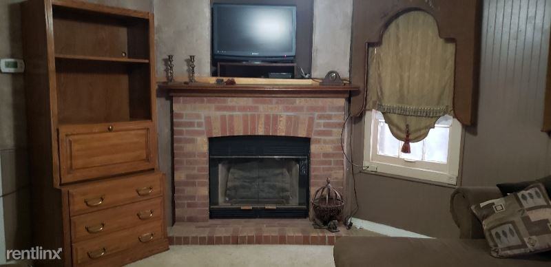 308 N Avenue L - Photo 3 of 10