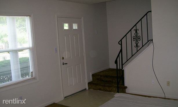 17 Prairie Ave - Photo 3 of 3